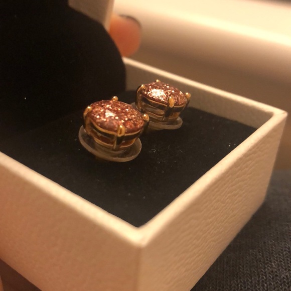 Pink sparkly Kate spade stud earrings - Picture 2 of 4